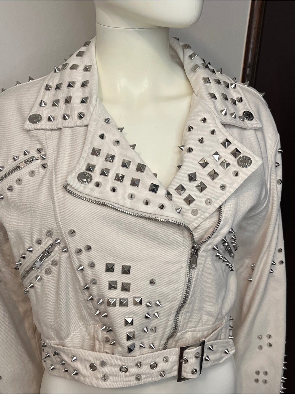 Forever 21 Cream Silver Denim Crop Length Jacket Studs Spikes  Women's Medium